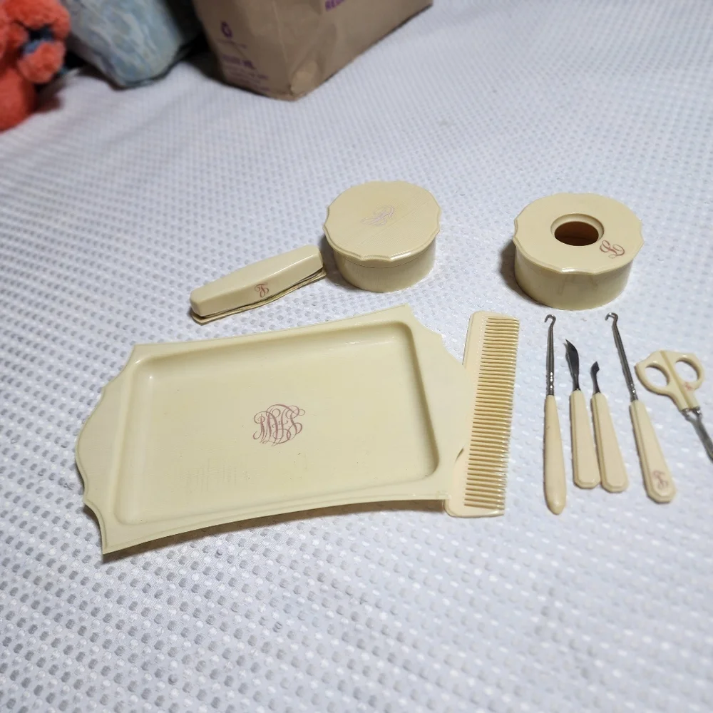 DU BARRY EUC IVORY PYRALIN VANITY SET 10 piece SET FOR DRESSER